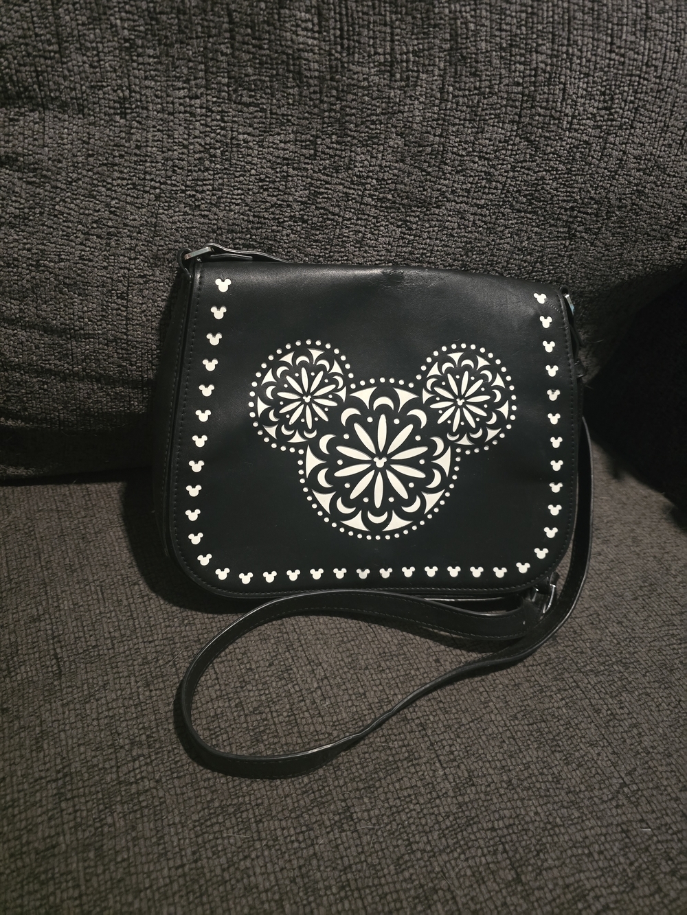 Vera Bradley | Disney Mickey Mouse Crossbody Bag